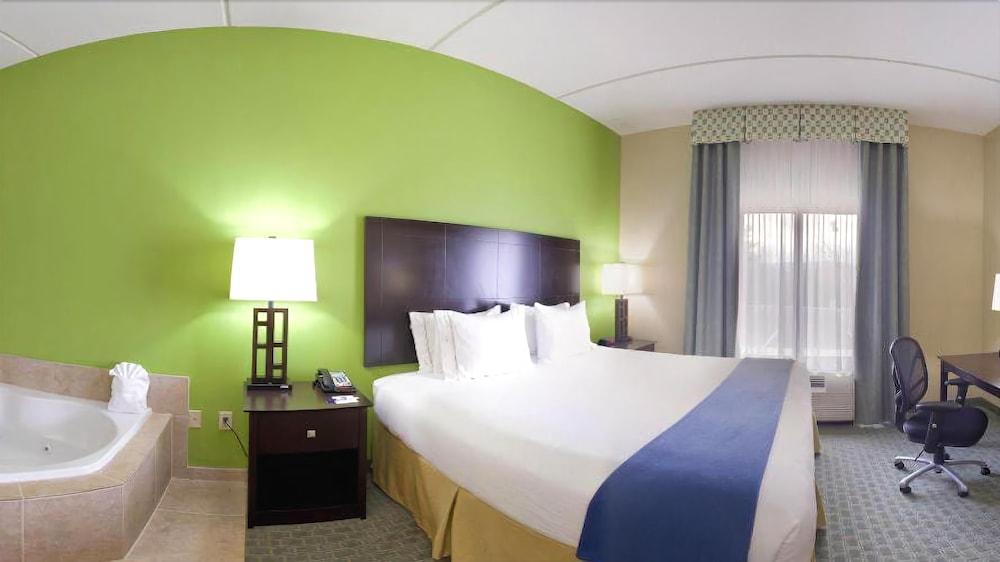 Holiday Inn Express Hotel & Suites Newport South By Ihg Buitenkant foto