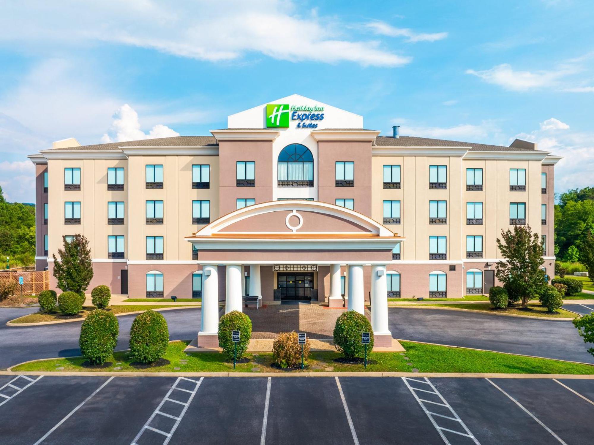 Holiday Inn Express Hotel & Suites Newport South By Ihg Buitenkant foto