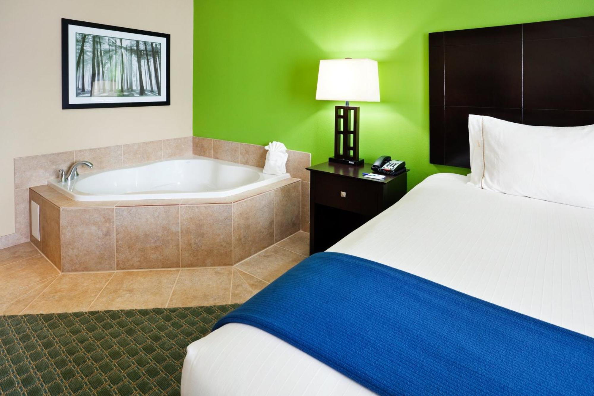 Holiday Inn Express Hotel & Suites Newport South By Ihg Buitenkant foto
