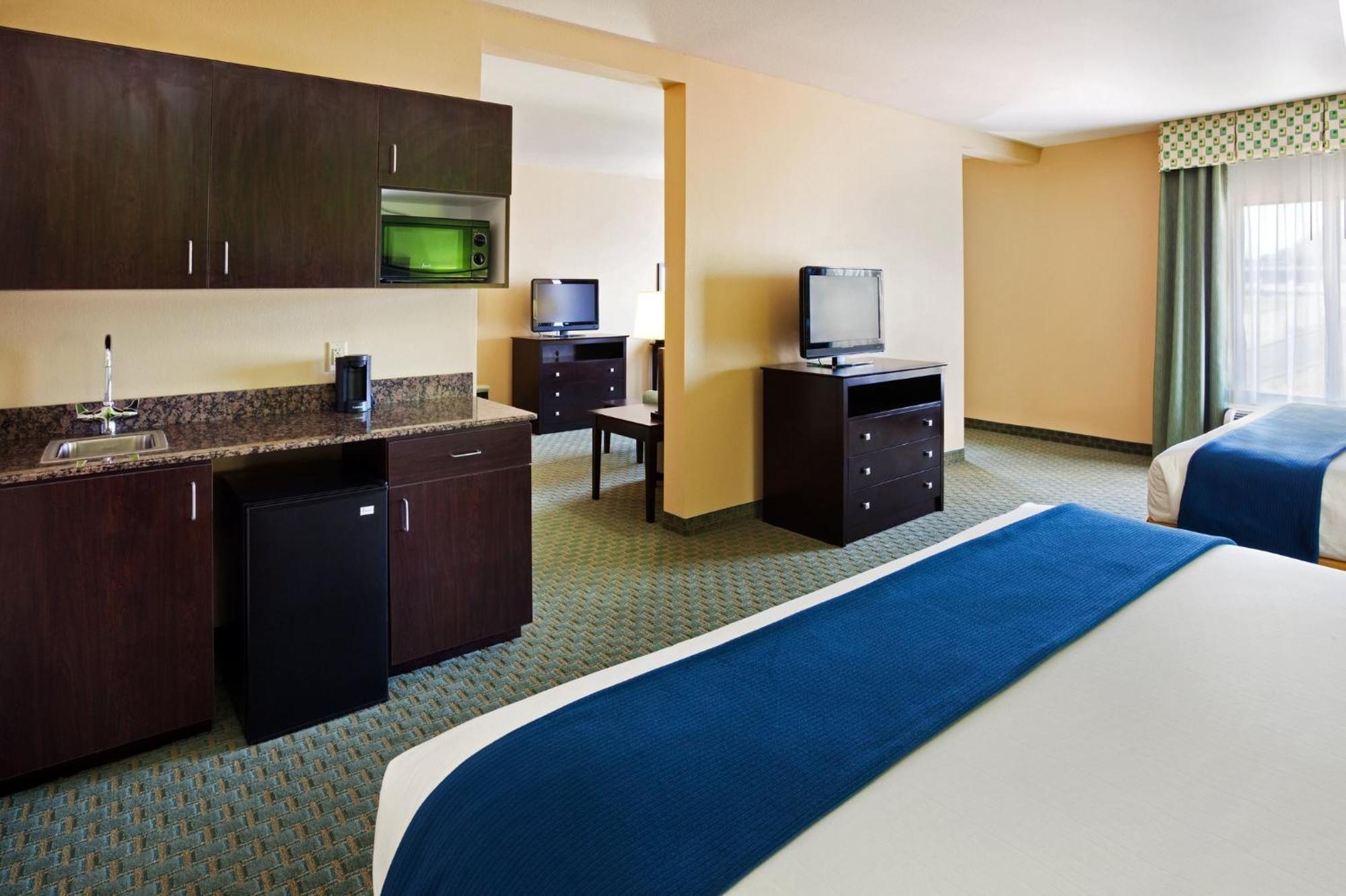 Holiday Inn Express Hotel & Suites Newport South By Ihg Buitenkant foto